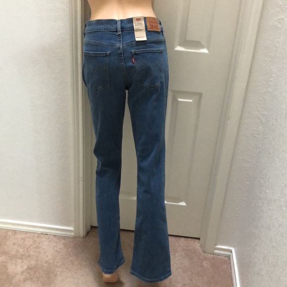 Levis Classic Bootcut Jeans - Picture 11 of 14